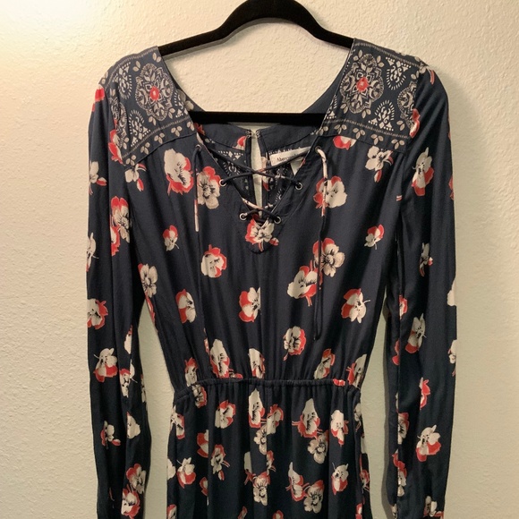 Abercrombie & Fitch Pants - Abercrombie and Fitch Women’s Small Navy Floral Lace Up Long Sleeve   Romper